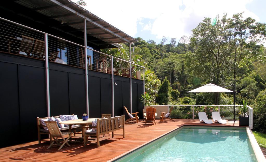Phoenix Eumundi Luaran gambar