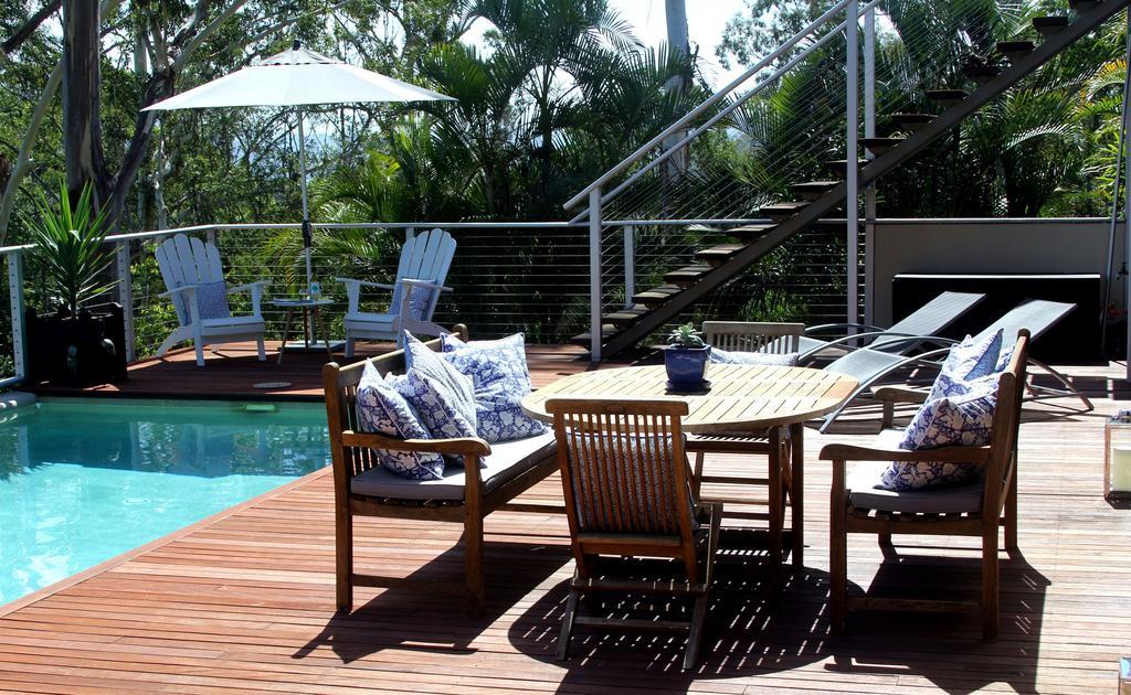 Phoenix Eumundi Luaran gambar