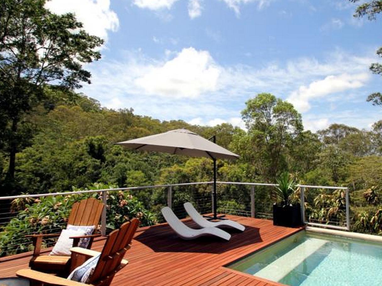 Phoenix Eumundi Luaran gambar