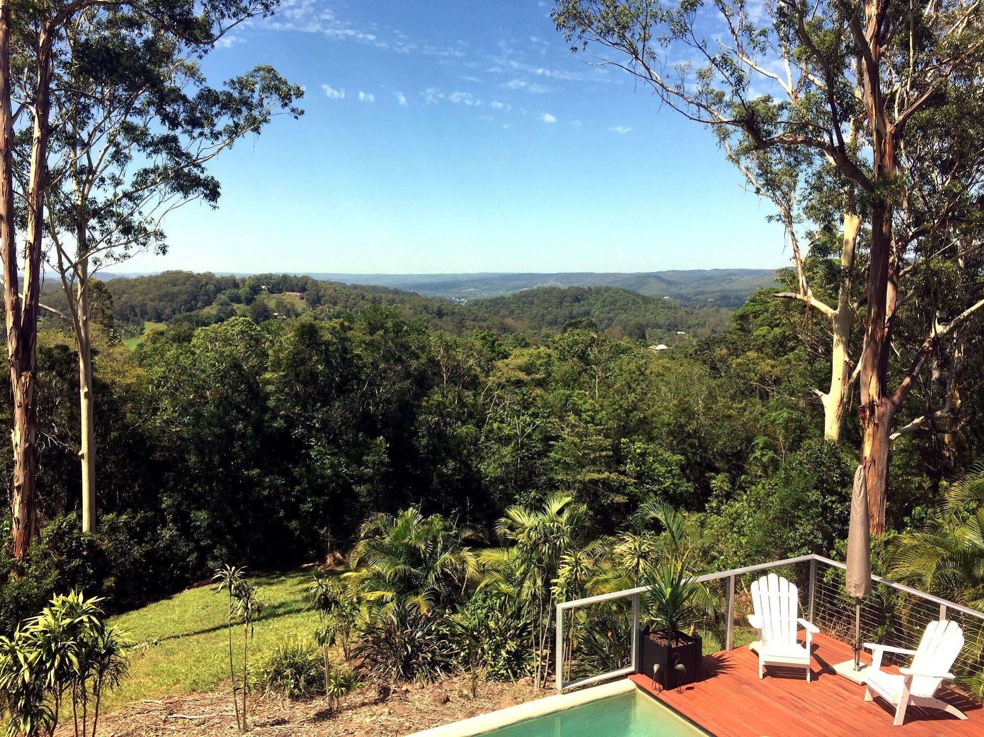 Phoenix Eumundi Luaran gambar